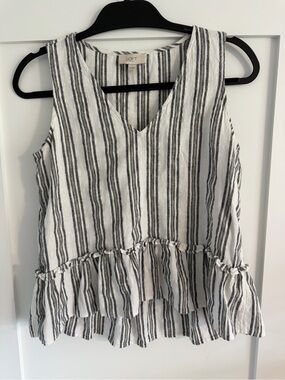 LOFT Outlet White & Grey Striped Ruffle Hem Sleeveless Top